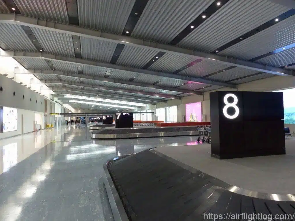 伊丹空港手荷物受取場
