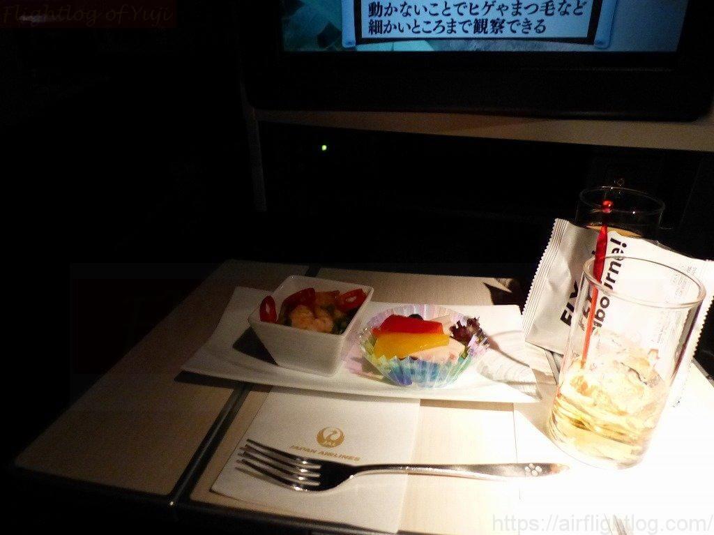 JALビジネスクラス東南アジア路線深夜便軽食