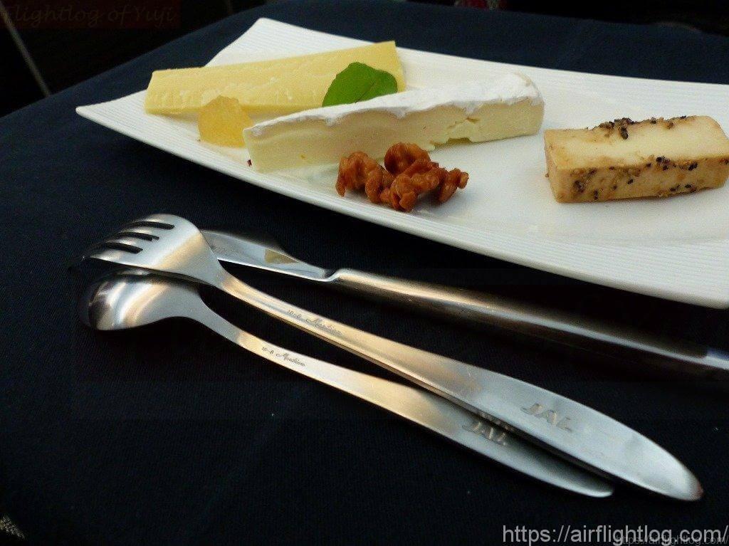 JALビジネスクラスデリー線チーズセレクション
