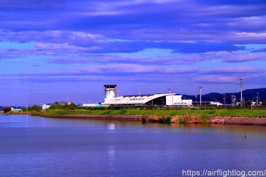 出雲空港ターミナル外観
