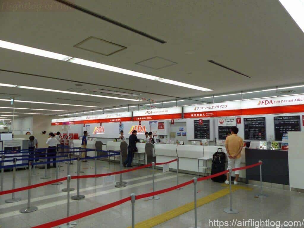 小牧空港FDAチェックインカウンター
