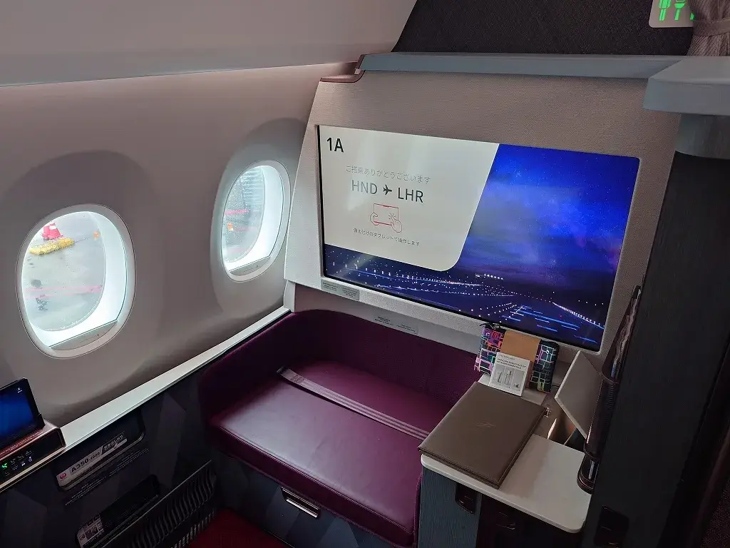 JAL A350-1000 国際線ファーストクラス モニター