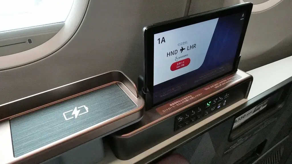 JAL A350-1000 国際線ファーストクラス ポータブル端末