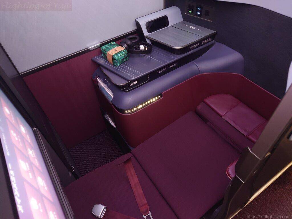 A350-1000ビジネスクラス座席ベッドモード