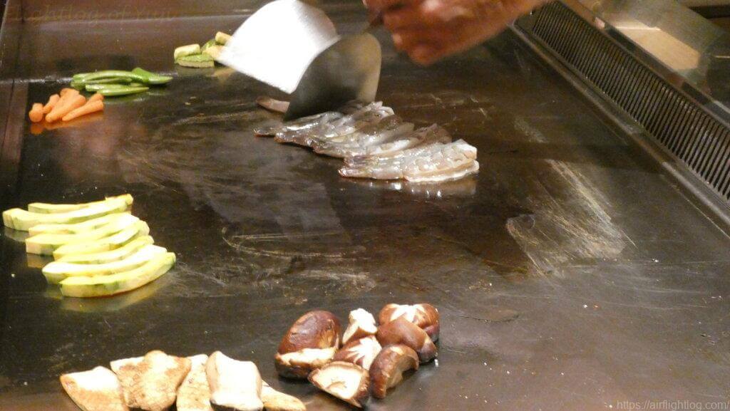 オークラクルーズ（船内鉄板焼き海老）