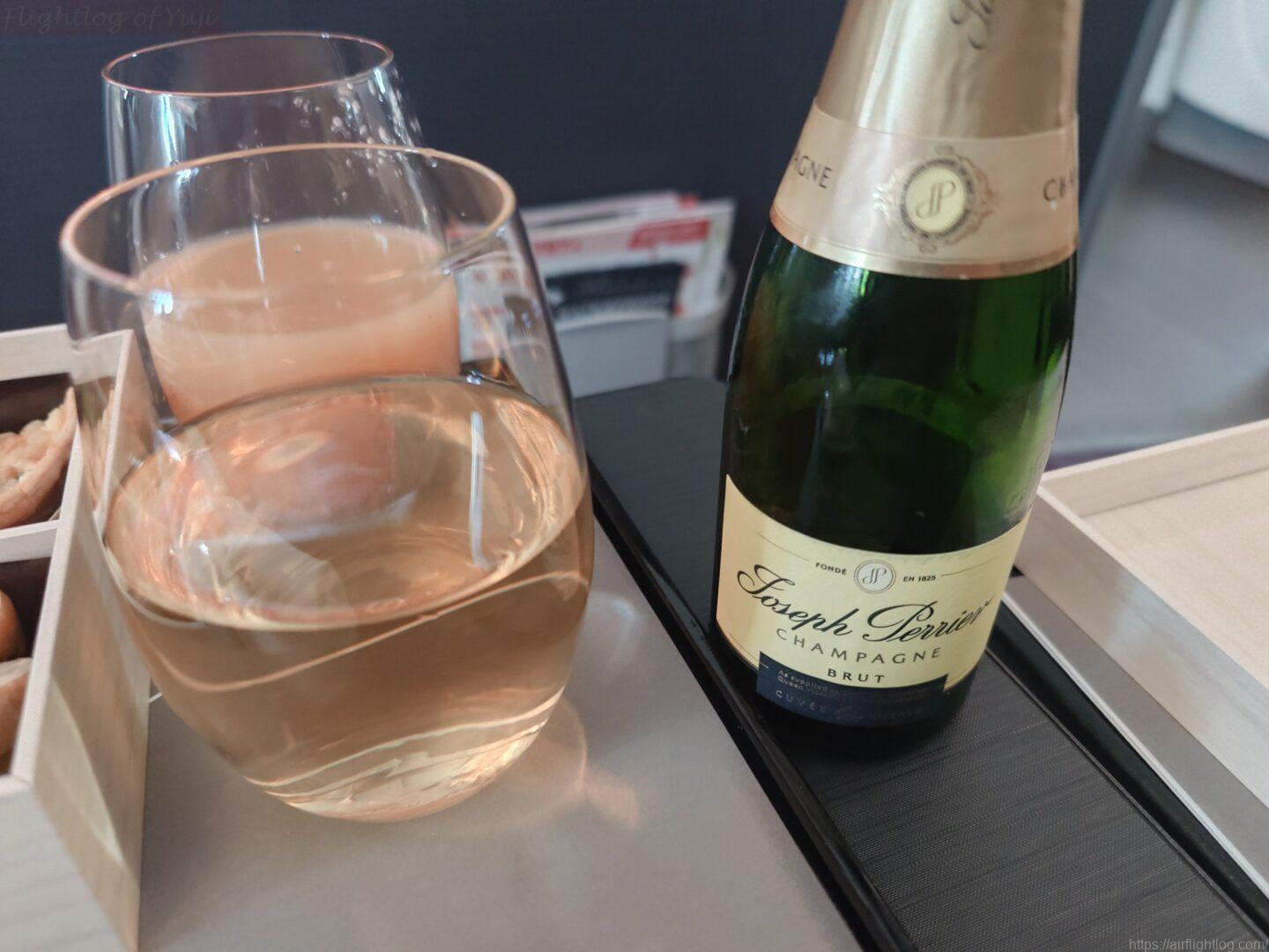 JAL国内線ファーストクラス伊丹線ドリンク