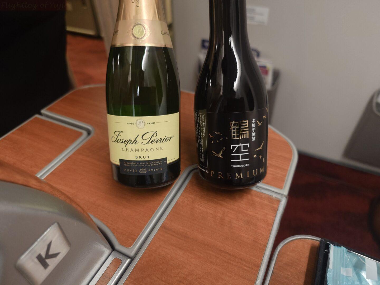 JAL国内線ファーストクラス 新設路線×改定直後に搭乗|伊丹→新千歳