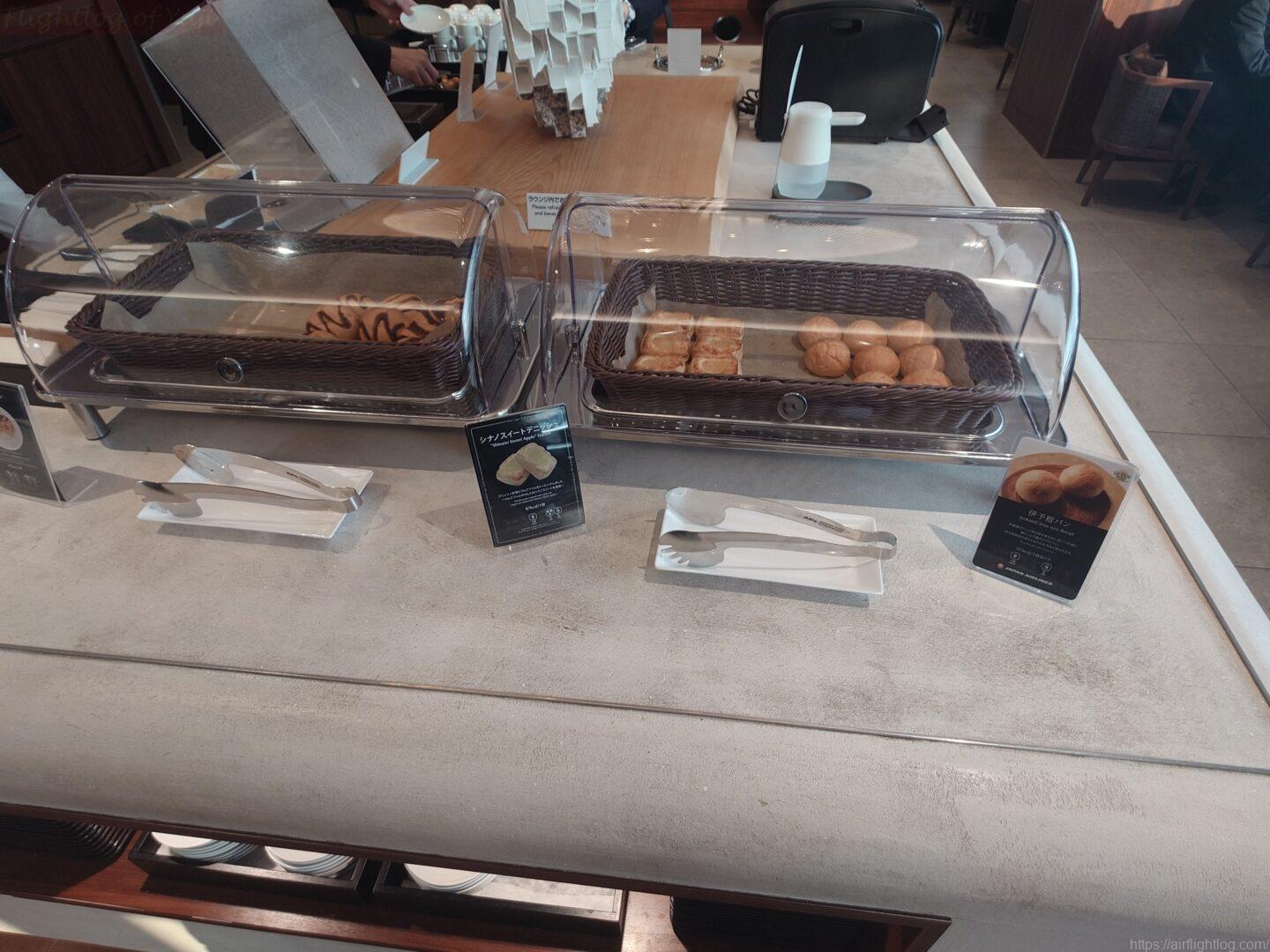 伊丹空港ダイヤモンド・プレミアラウンジ軽食