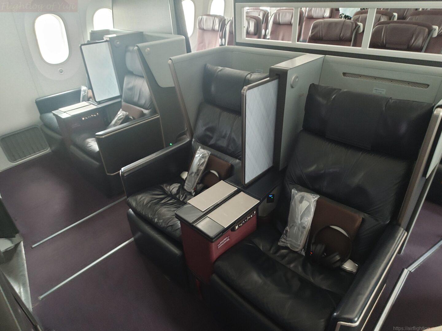 JAL国内線ファーストクラスB787座席